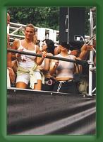 Berlin-LoveParade-2003-39 * 421 x 600 * (37KB)