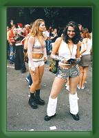 Berlin-LoveParade-2003-56 * 416 x 600 * (43KB)