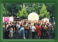 Berlin-LoveParade-2003-90 * 800 x 559 * (75KB)